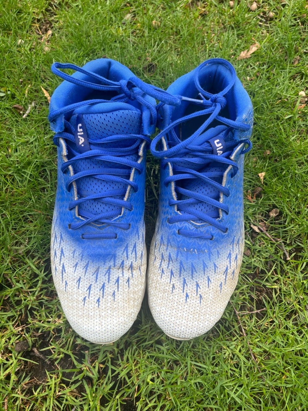 Under Armour Blue and White Men’s Athletic Shoes Size 10.5